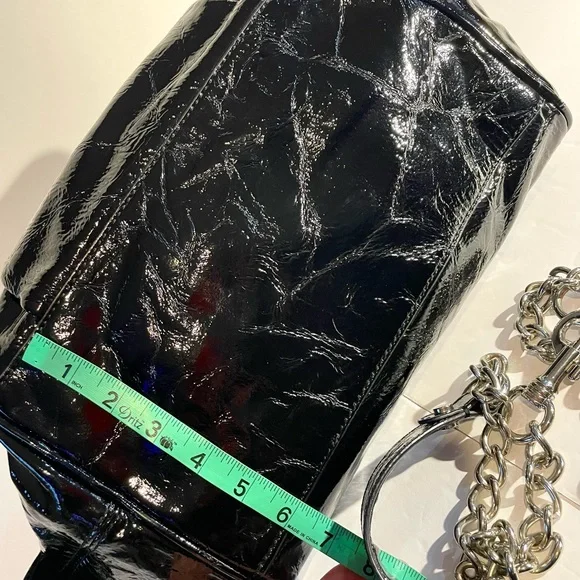 Dolce & Gabbana Glossy Black Chain Shoulder Bag - Picture 5 of 16